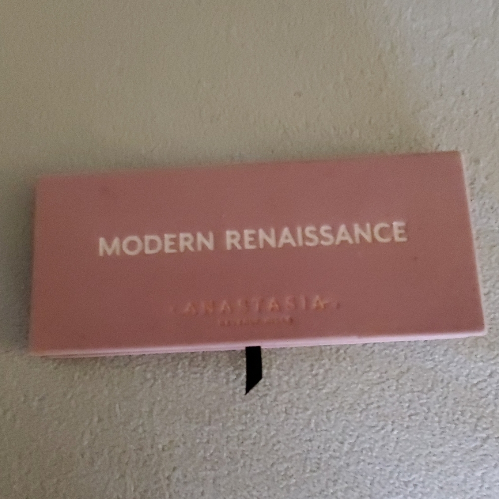 Anastasia Beverly Hills Modern Renaissance
